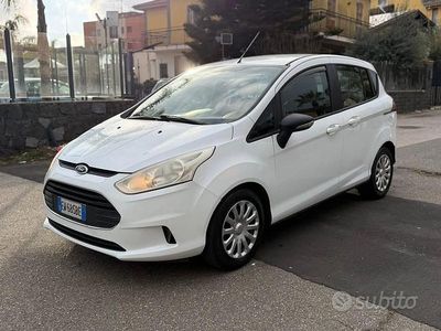 Usata Ford B-MAX 95 CV (69 kW) 2014 Bianco Monovolume