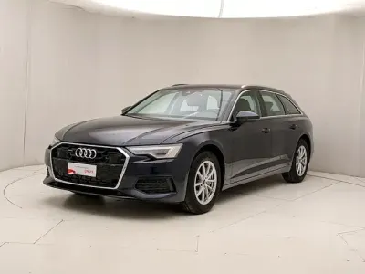 Usata Audi A6 Business 204 CV (150 kW) 2023 Blu Station wagon