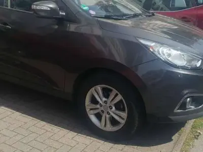Usata Hyundai ix35 Comfort 135 CV (99 kW) 2010 Grigio SUV