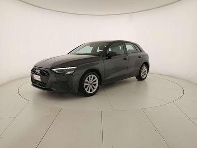 Usata Audi A3 Business 131 CV (96 kW) 2022 Grigio manhattan metallizzato Berlina