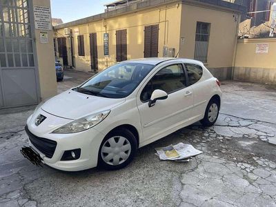 Usata Peugeot 207 73 CV (53 kW) 2013 Bianco Berlina