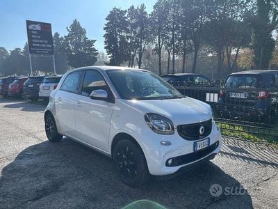 Usata Smart ForFour 71 CV (52 kW) 2019 Bianco Utilitaria