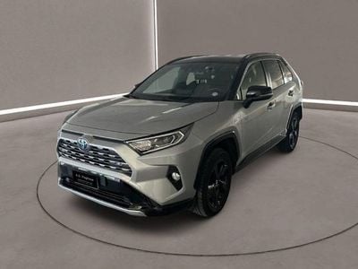 Begagnad Toyota RAV4 Hybrid 218 HK (160 kW) 2021 Grå SUV