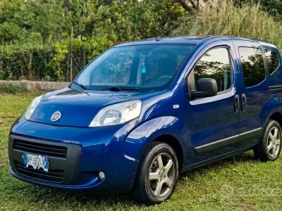 Usata Fiat Qubo Trekking 75 CV (55 kW) 2011 Bluazzurro Monovolume