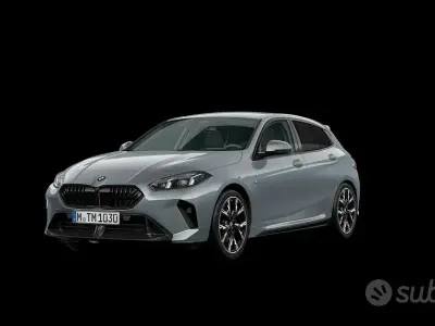 Begagnad BMW 118 M Sport 150 HK (110 kW) 2025 Storm bay metallizzato Halvkombi
