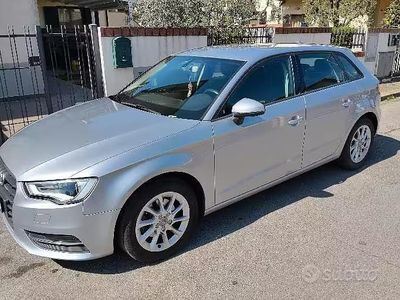 Gebraucht Audi A3 Ambition 110 PS (80 kW) 2016 Grau Limousine