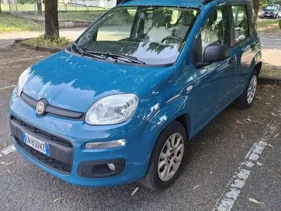 Usata Fiat Panda Easy 86 CV (63 kW) 2013 Blu Utilitaria