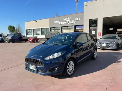Usata Ford Fiesta Titanium 92 CV (67 kW) 2016 Blu Utilitaria