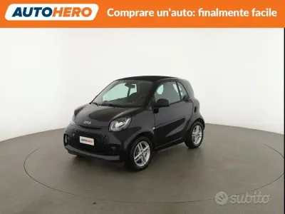 Begagnad Smart ForTwo Coupé 41 kW (56 HK) 2022 Svart Halvkombi