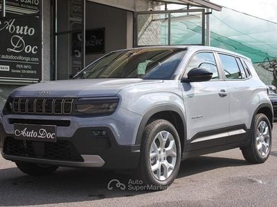 Ny Jeep Avenger Altitude 101 HK (74 kW) 2026 Grå SUV
