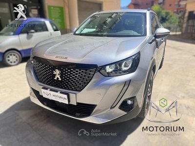 Usata Peugeot 2008 Allure 110 CV (80 kW) 2021 Argento SUV