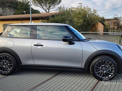 Grigio Usata 2024 Mini Cooper Essential Utilitaria | 26.500 €