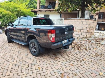 Usata Ford Ranger 213 CV (156 kW) 2022 Grigio Pick-up