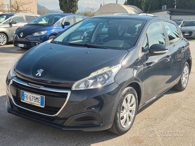 Usata Peugeot 208 Active 67 CV (49 kW) 2017 Grigio Utilitaria