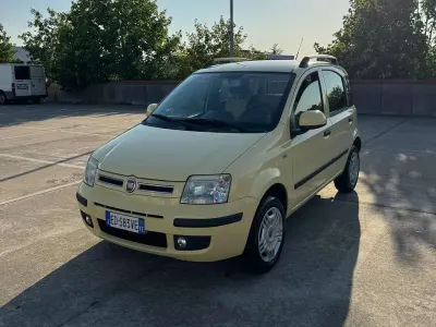 Usata Fiat Panda Dynamic 60 CV (44 kW) 2010 Giallo Utilitaria