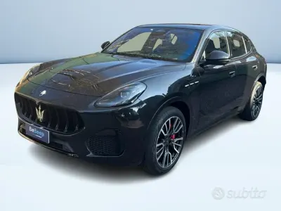 Usata Maserati Levante 330 CV (242 kW) 2023 Nero SUV