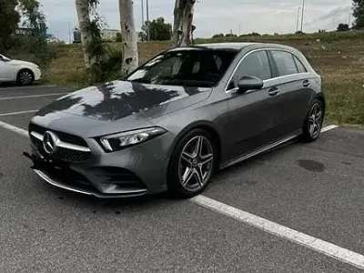 Usata Mercedes A200 136 CV (100 kW) 2019 Grigio Berlina