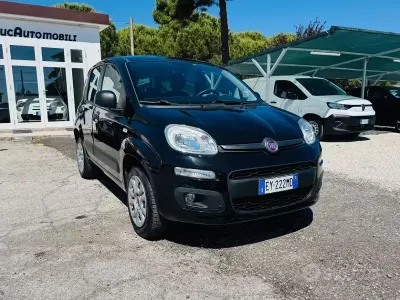 Usata Fiat Panda Young 86 CV (63 kW) 2015 Nero Utilitaria