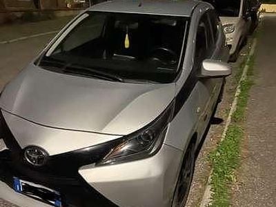 Usata Toyota Aygo X-pure 69 CV (50 kW) 2016 Utilitaria