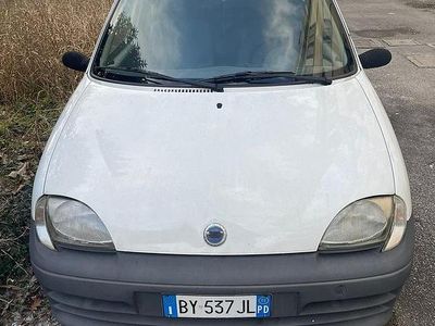 Usata Fiat 600 2001 Bianco