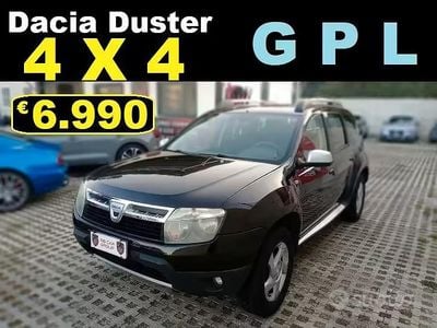 Usata Dacia Duster 105 CV (77 kW) 2011 Nero SUV