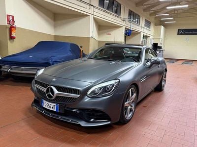 Usata Mercedes SLC180 AMG line 156 CV (114 kW) 2017 Grigio Cabrio