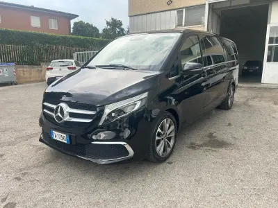 Usata Mercedes V250 Premium 190 CV (139 kW) 2019 Nero Monovolume