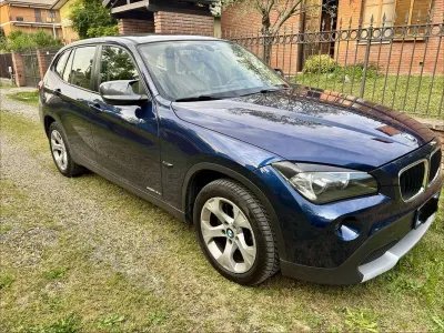 Begagnad BMW X1 143 HK (105 kW) 2011 Blå SUV