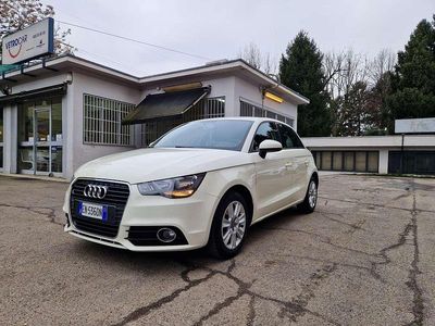 Usata Audi A1 Sportback Attraction 86 CV (63 kW) 2012 Bianco Utilitaria