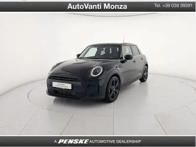 Usata Mini Cooper Classic 136 CV (100 kW) 2024 Nero Utilitaria