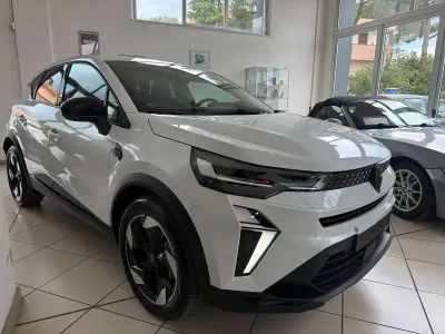 Nuova Renault Captur Techno 101 CV (74 kW) 2025 Nero nacre SUV