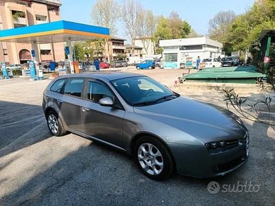 Alfa Romeo 159