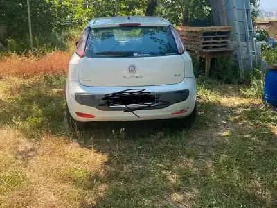 Usata Fiat Punto Evo 75 CV (55 kW) 2011 Bianco Utilitaria
