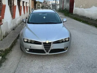 Usata Alfa Romeo 159 120 CV (88 kW) 2007 Grigio Station wagon