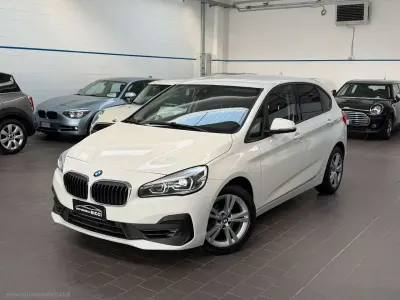 Usata BMW 218 Active Tourer Advantage 156 CV (114 kW) 2020 Bianco Monovolume