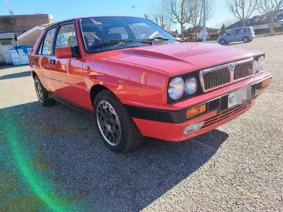 Usata Lancia Delta 196 CV (144 kW) 1989 Rosso Utilitaria