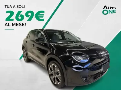 Usata Fiat 600 La Prima 101 CV (74 kW) 2025 Vari colori SUV
