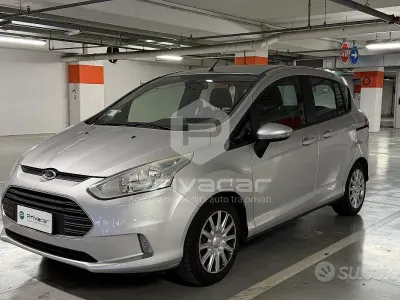 Usata Ford B-MAX 90 CV (66 kW) 2013 Grigio Monovolume