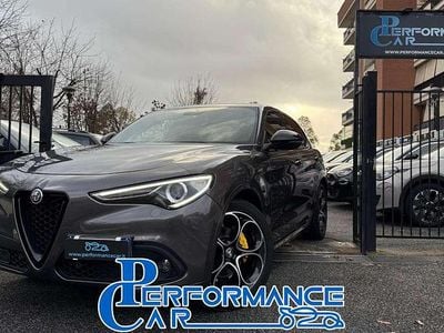 Usata Alfa Romeo Stelvio Veloce 210 CV (154 kW) 2021 Grigio scuro metallizzato SUV