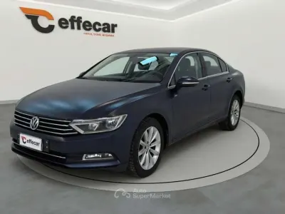 Usata VW Passat Business 120 CV (88 kW) 2016 Blu Berlina