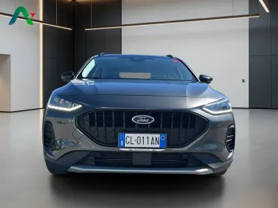 Usata Ford Focus Active 125 CV (91 kW) 2022 Grigio Berlina