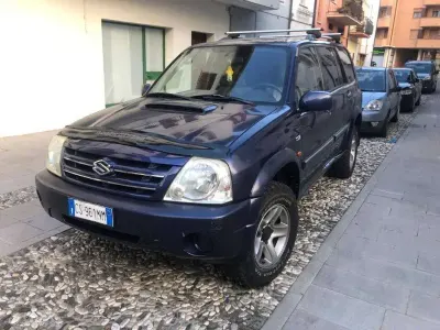 Usata Suzuki Grand Vitara 109 CV (80 kW) 2005 Blu/azzurro SUV