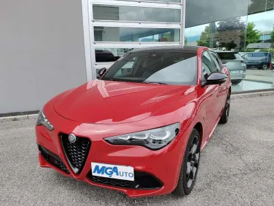 Usata Alfa Romeo Stelvio 209 CV (153 kW) 2024 Rosso SUV