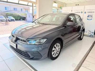 Usata VW Polo 80 CV (58 kW) 2022 Grigio Utilitaria