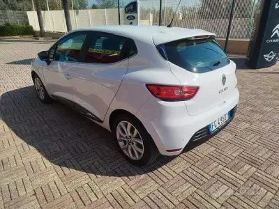 Usata Renault Clio IV Intens 75 CV (55 kW) 2017 Bianco Berlina