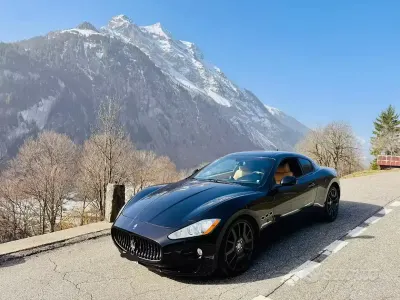 Usata Maserati Granturismo 405 CV (297 kW) 2009 Nero Coupé