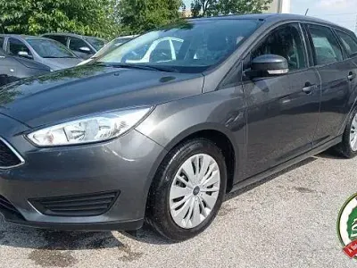 Usata Ford Focus Business Edition 120 CV (88 kW) 2018 Grigio Station wagon