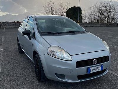 Usata Fiat Grande Punto 209 CV (153 kW) 2012 Grigio Utilitaria