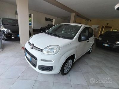 Usata Fiat Panda Easy 69 CV (50 kW) 2016 Bianco Utilitaria