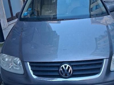 Usata VW Touran 140 CV (102 kW) 2005 Monovolume